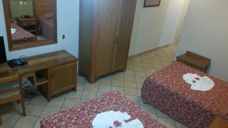 Фото New Garden Hotel