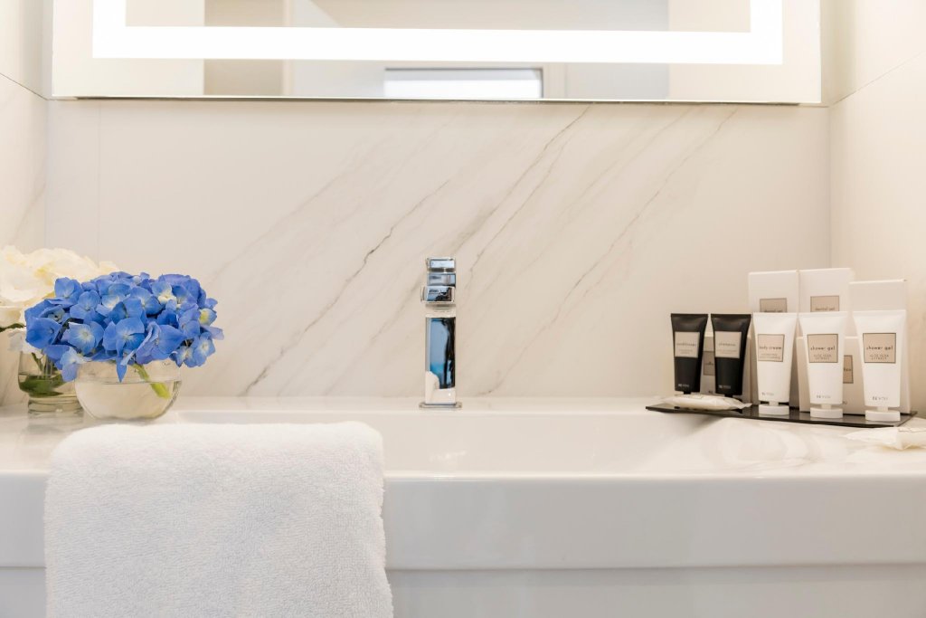 Фото Bettoja Hotel Mediterraneo