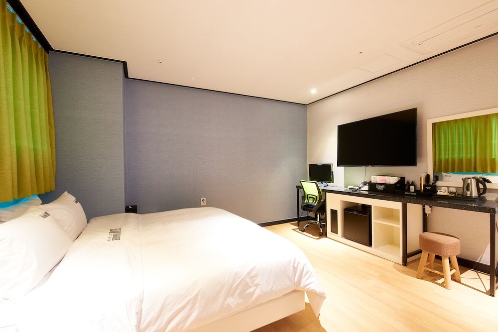 Фото Busan Nampodong Hermes Hotel