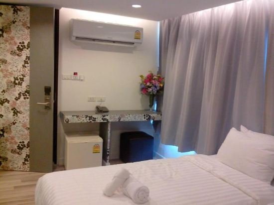 Фото Nantra Ploenchit Hotel