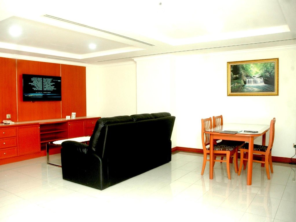 Фото Kompleks Mohamad Yussof Hotel Apartments