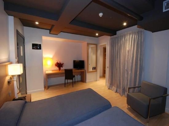 Фото Arc la Rambla