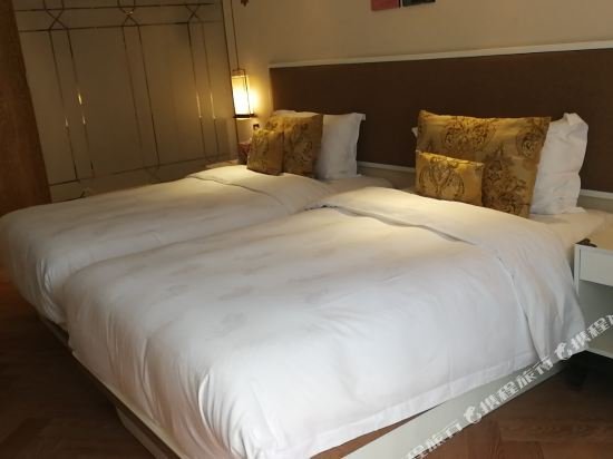 Фото Ln Hotel Five