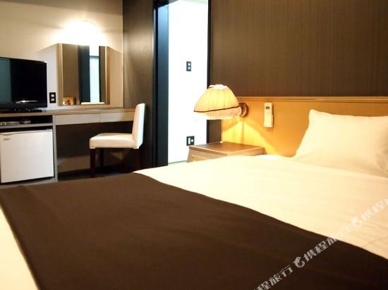 Фото Hotel Livemax Budget Namba