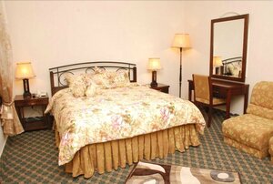 Гостиница Savoy Inn