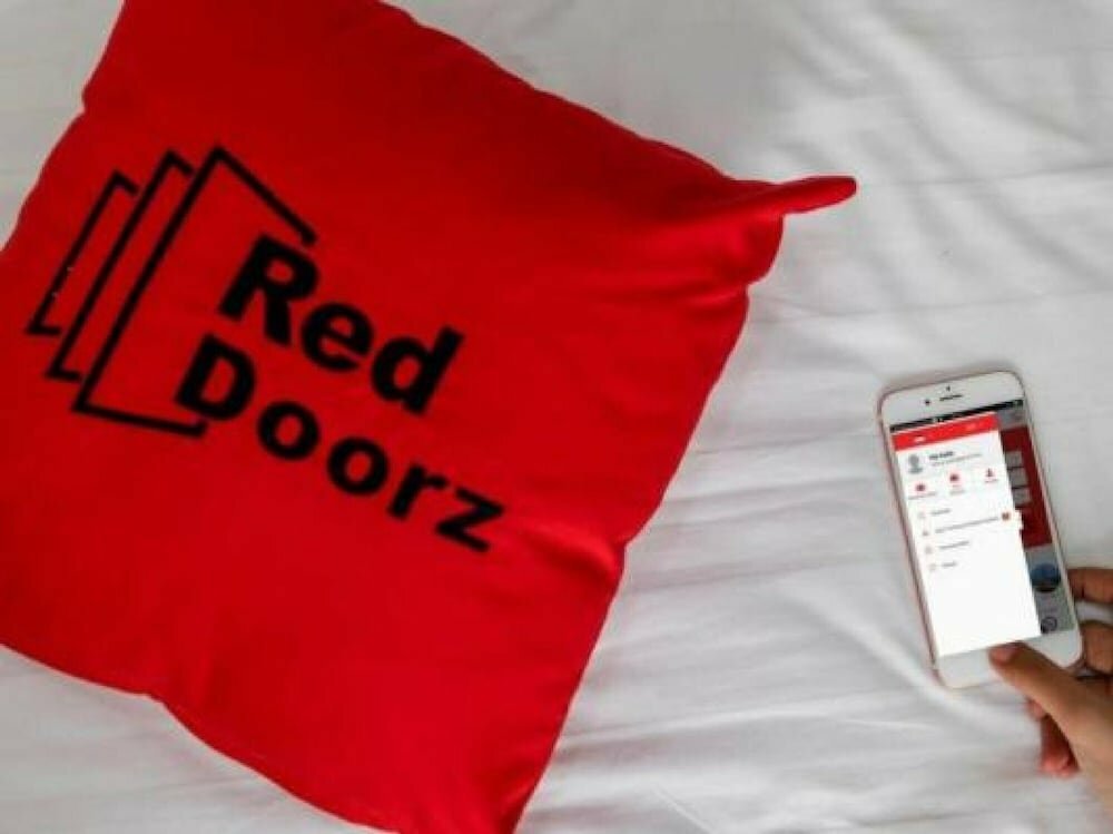Hotel RedDoorz Syariah near Exit Toll Puncak, West Java, photo