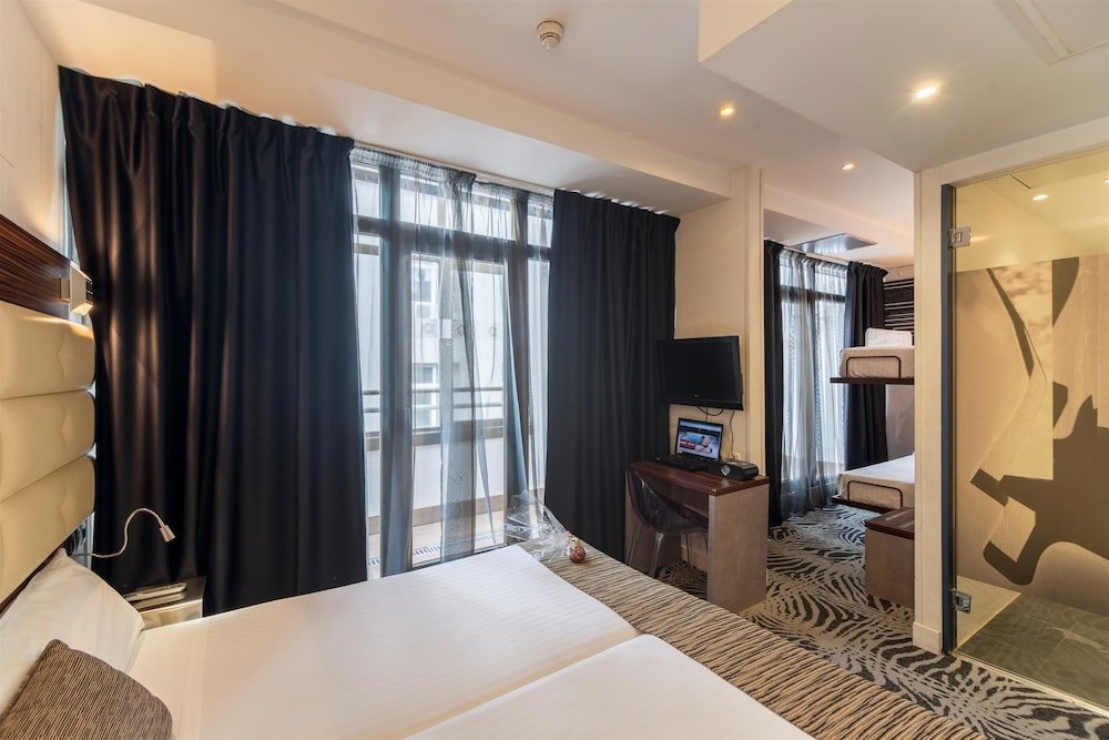 Фото Petit Palace Cliper Gran Vía