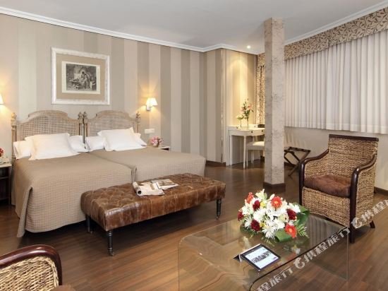 Фото Hotel Zenit Imperial