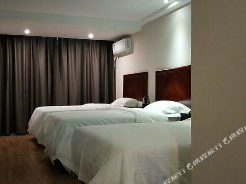 Гостиница GreenTree Inn Haikou Longhua Jinpa Express Hotel в Хайкоу