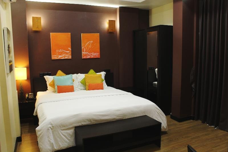 Фото The Beehive