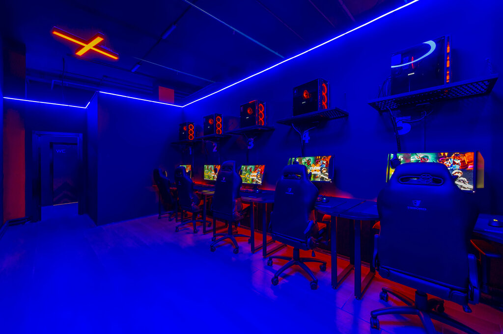 Computer club CyberX, Moscow, photo