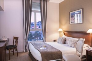 Гостиница Hotel West End Nice