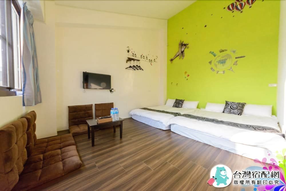 Фото Seven Dwarfs