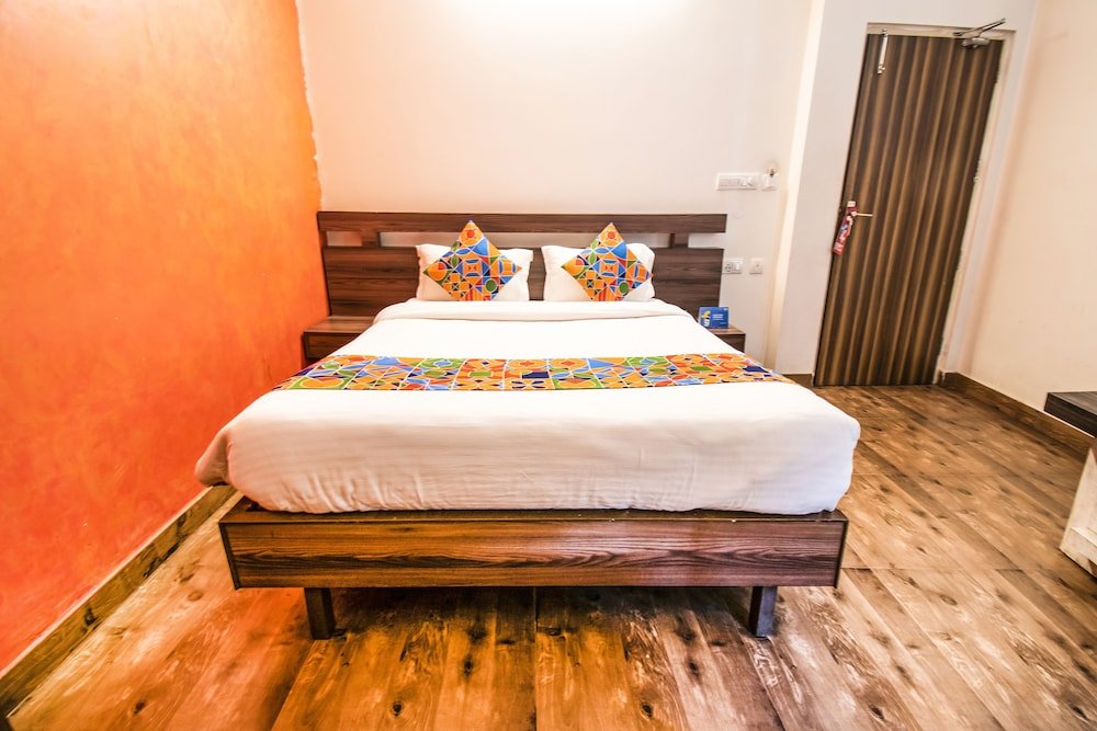 Фото Hotel Global Inn