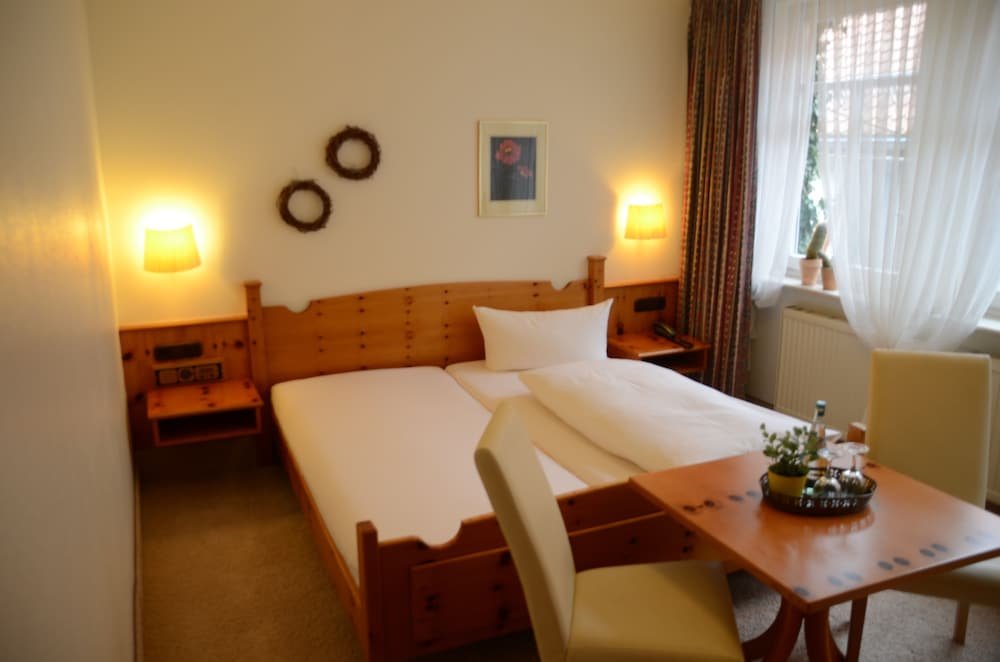 Фото Hotel Mainblick