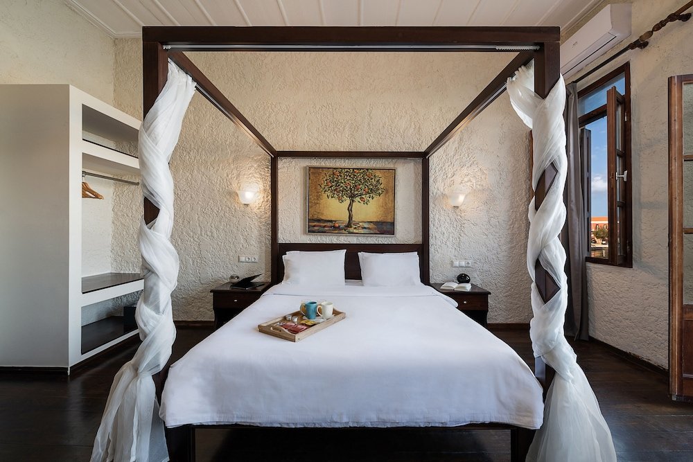 Фото Porto Antico Superior Apartments