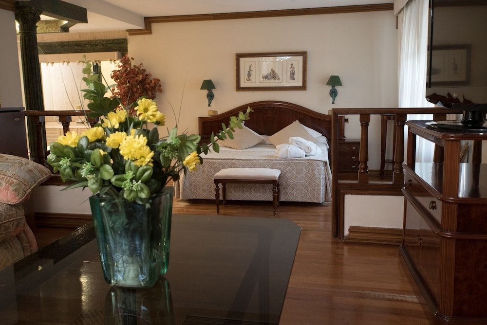 Фото María Cristina Hotel