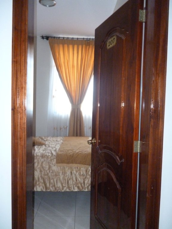 Фото Hostal Fevilamir