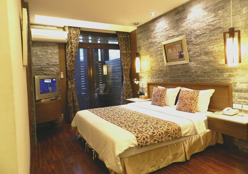 Гостиница Mingao spring hotel в Тайчжуне