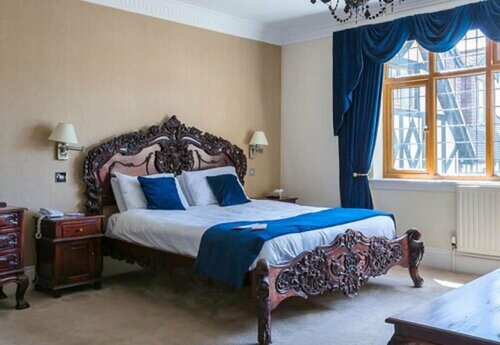 Гостиница De Rougemont Manor Hotel & Suites
