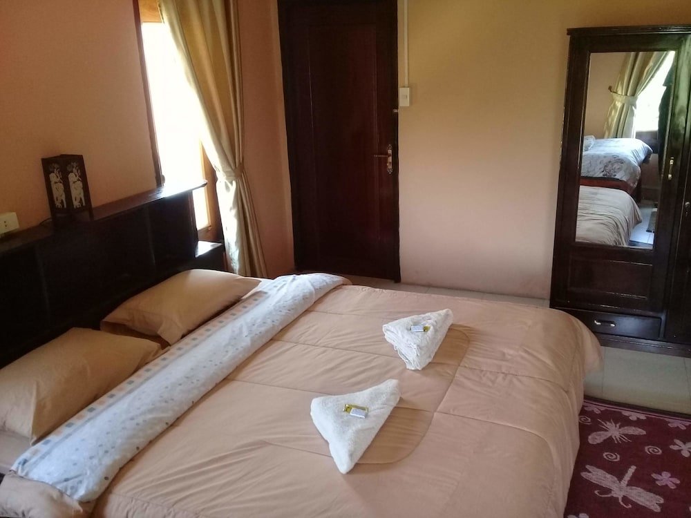 Фото Pukyo Bed and Breakfast