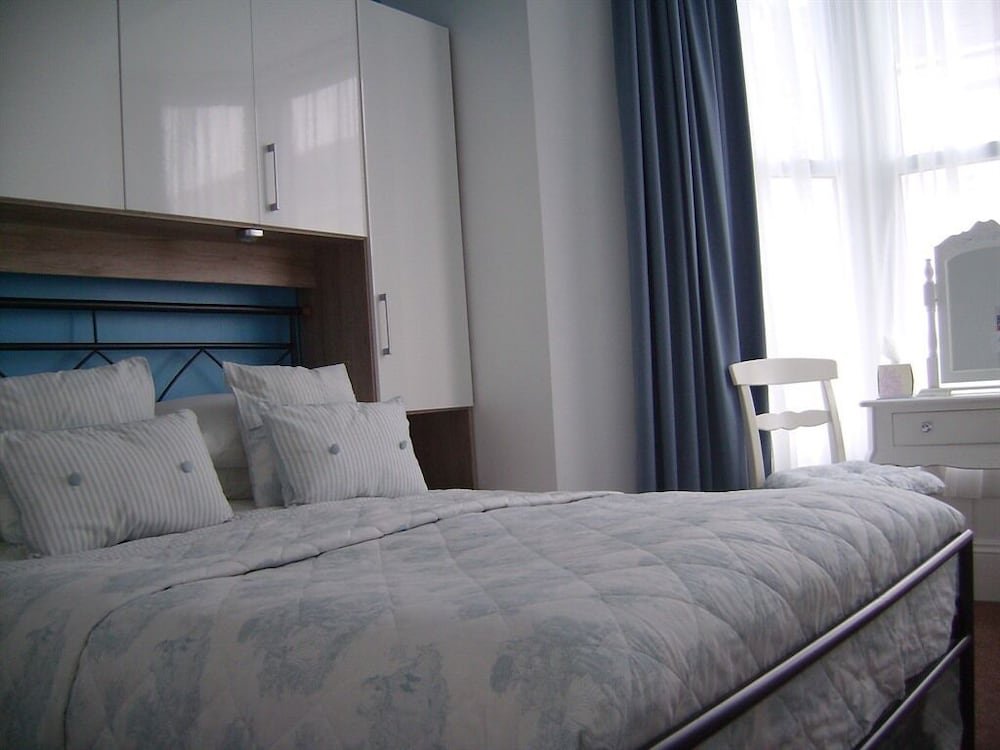 Фото Langdon Villa Guest House