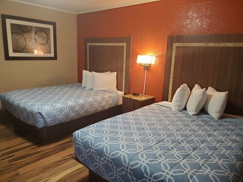Гостиница Budget Inn Of Avon Park
