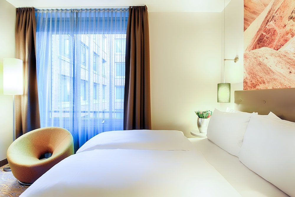 Фото IntercityHotel Bremen