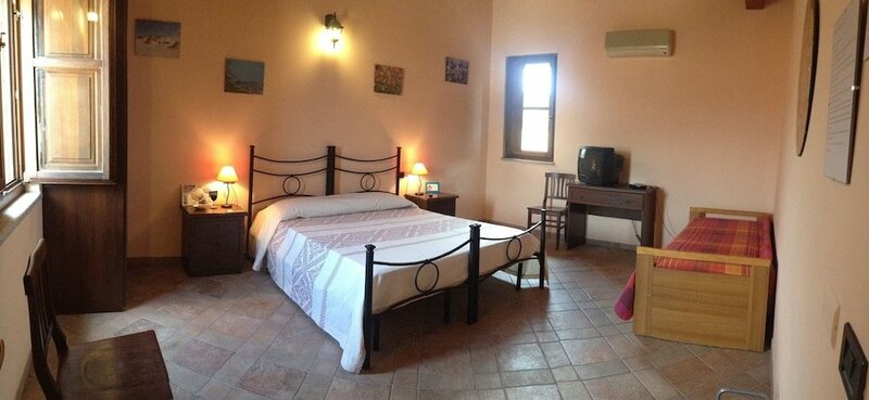 Гостиница B&b Nuraximannu