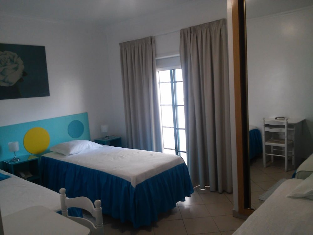 Фото Adelaide Hotel