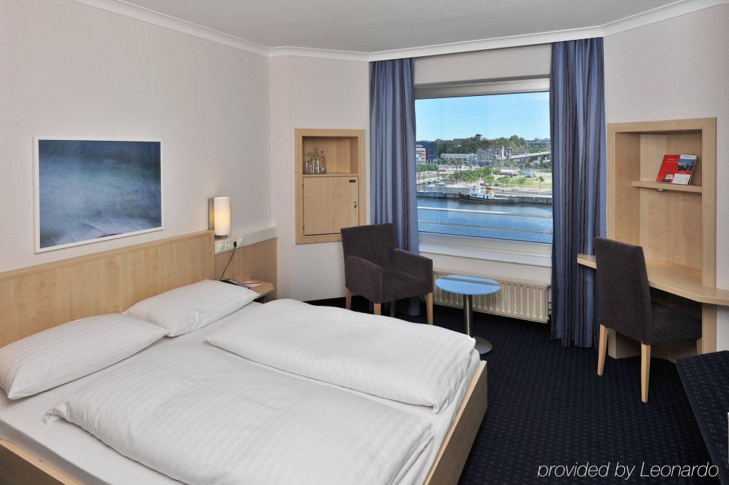 Фото IntercityHotel Kiel