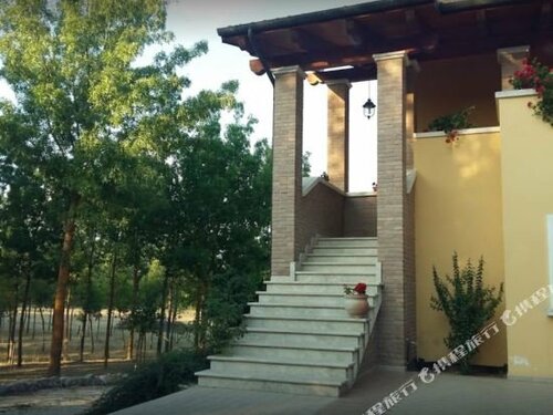 Гостиница B & B Casale Frezzini