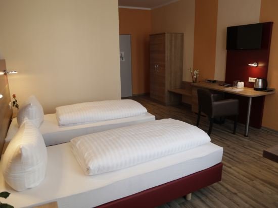 Фото Alexander Business Hotel