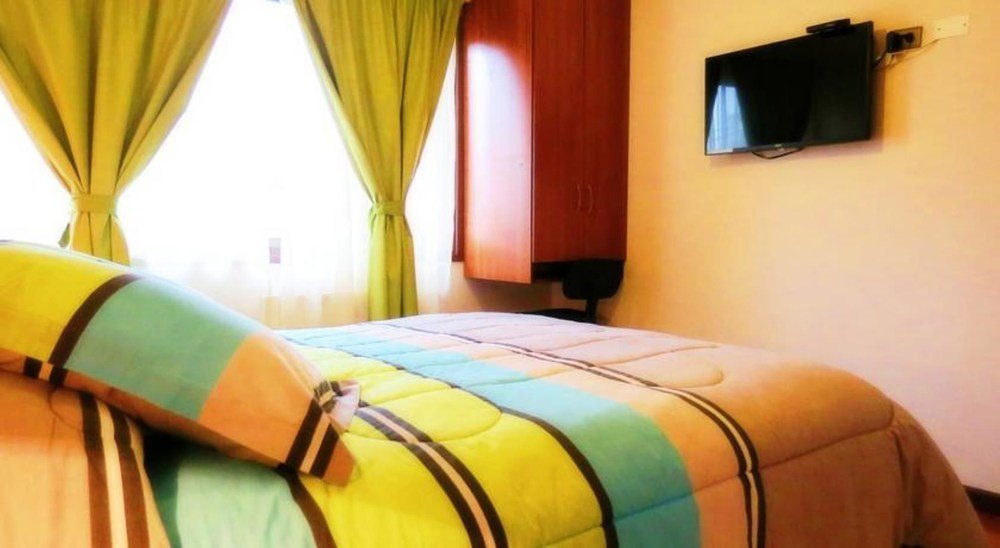 Фото Hostal La Cumbre