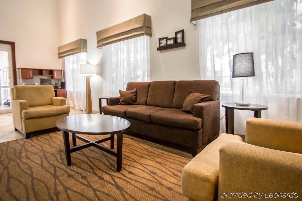 Фото Sleep Inn & Suites Fort Lauderdale Airport
