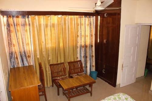 Фото Oyo 24525 Hotel Country Lodge