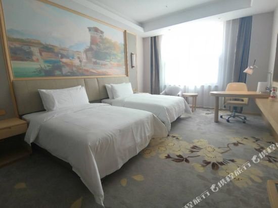 Фото Vienna International Hotel Lhasa Potala Palace Branch