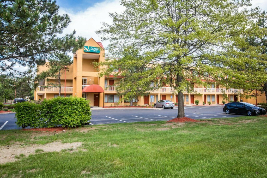 Hotel Quality Inn Colchester - Burlington, State of Vermont, photo