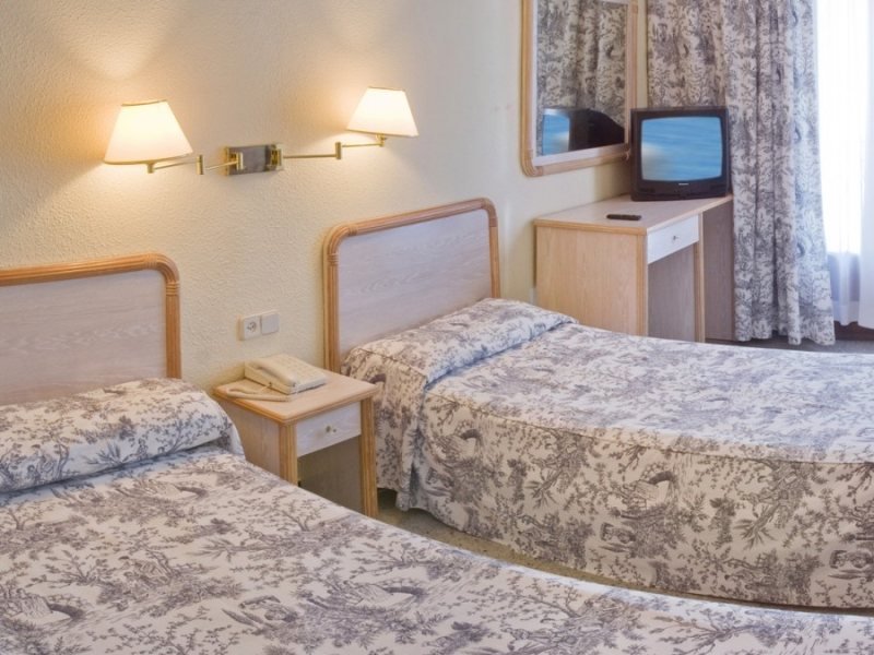 Фото отеля 3