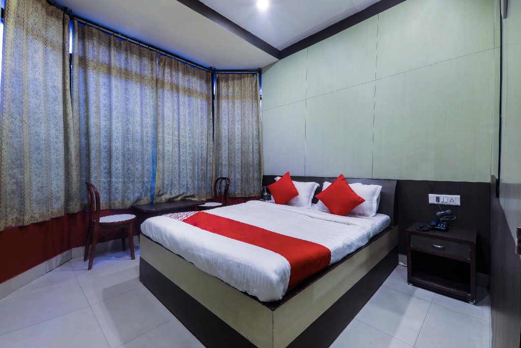 Фото Oyo 18369 Hotel Golden Peak