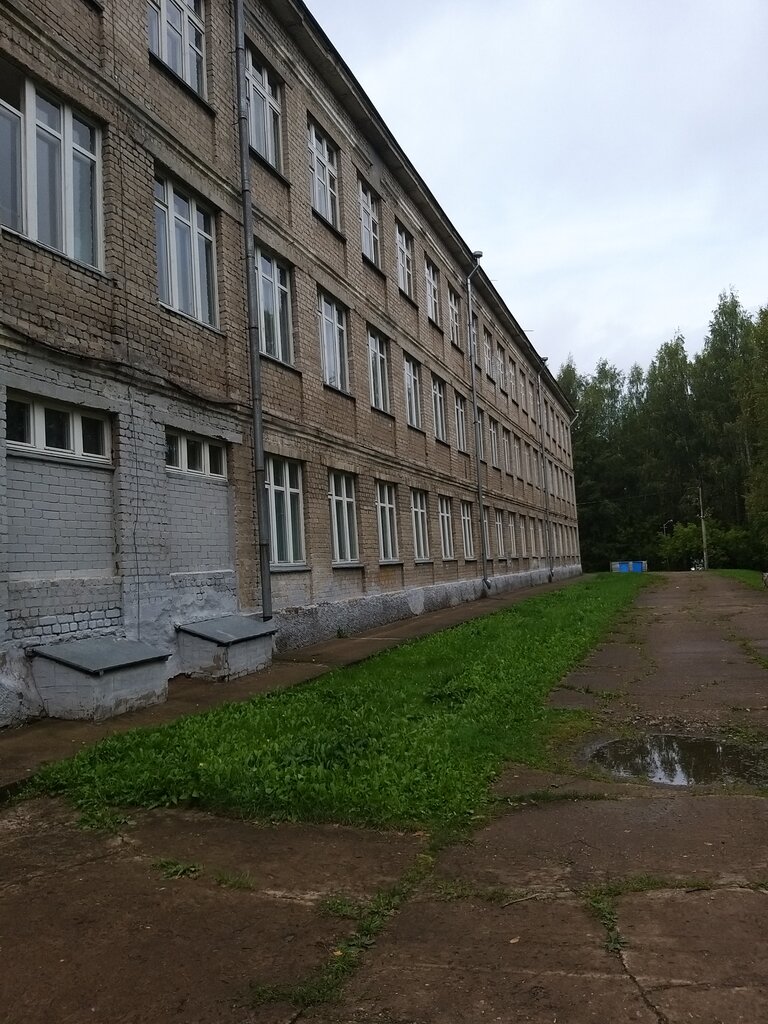 School Srednyaya obshcheobrazovatelnaya shkola Zato Pervomaysky Mkou, Kirov Oblast, photo