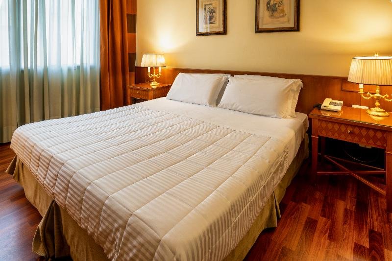 Фото Hotel Royal Palace