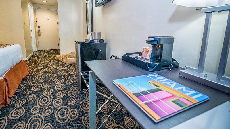 Фото Regency Miami Airport