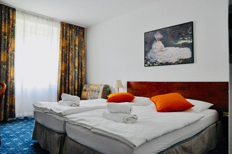 Фото Ring Hotel Garni