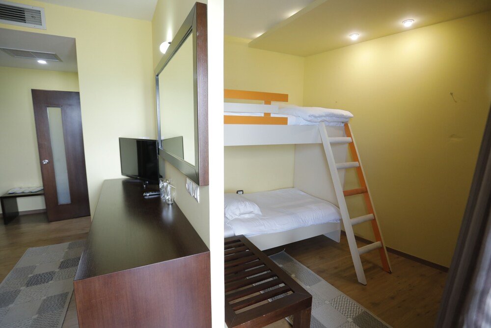 Фото Hotel 1 Maji