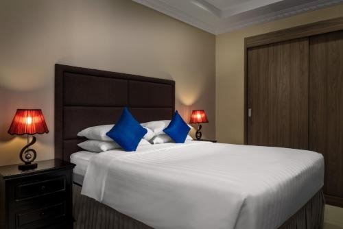 Фото Chateau The Meliya Hotel & Apartment