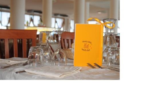 Фото Hotel Adria Beach Club