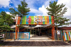 Rick Resort Teluk Intan