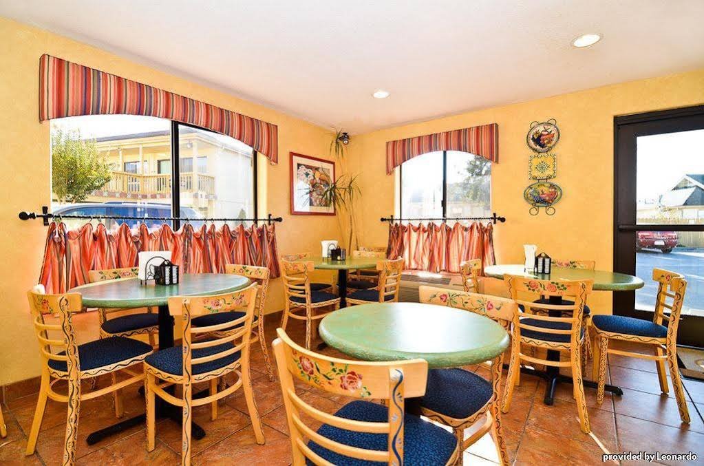 Фото Best Western Rose Garden Inn