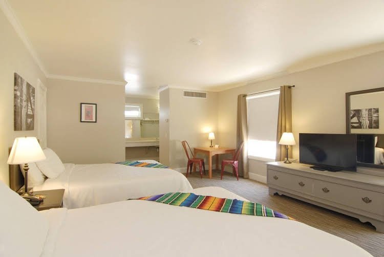 Фото отеля 4